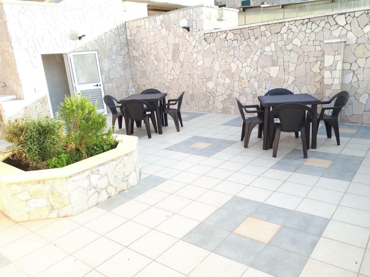 מלון ויניאקסטריזי Oltremare מראה חיצוני תמונה